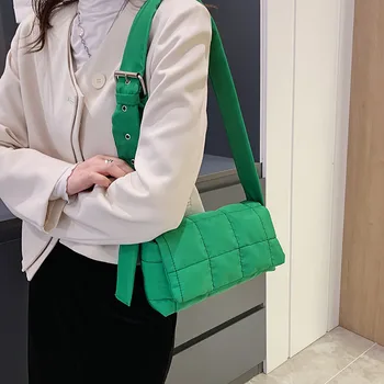 2022 Нова дизайнерска чанта с найлон подплата, зимни дамски чанта през рамо, чанта за количка, чанта за месинджър, бластване чанта