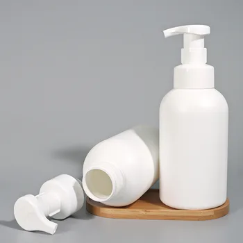 500 мл Бяло Пластмасово шише за муса от полиетилен, Могат да се Настанят Почистващо средство за лице и Дезинфектант за ръце Домашна употреба Бутилка за образуването на Пяна под налягане с Голям Капацитет